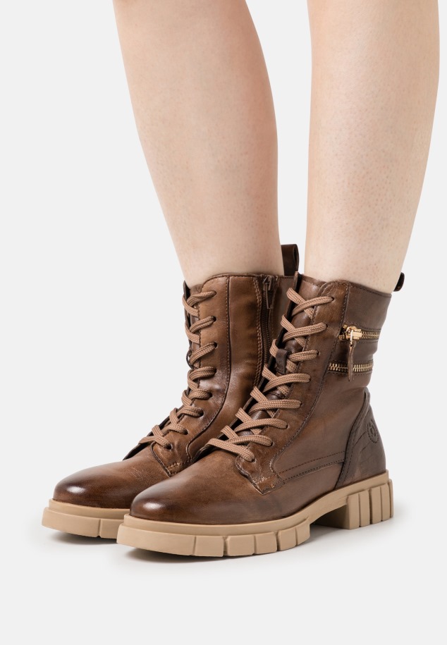 Fűzős Bokacsizma Chino Gabor