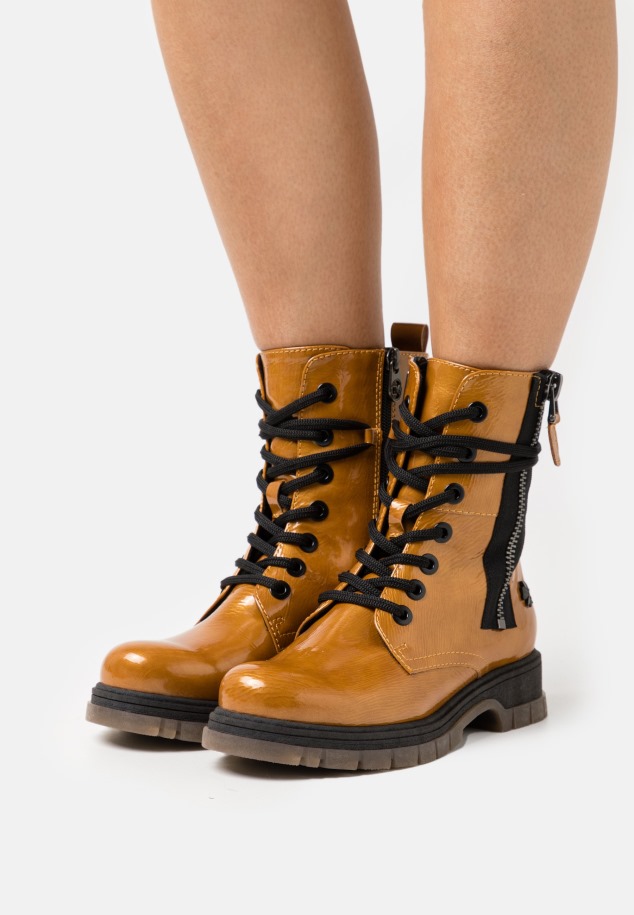 Fűzős Bokacsizma Chino Gabor