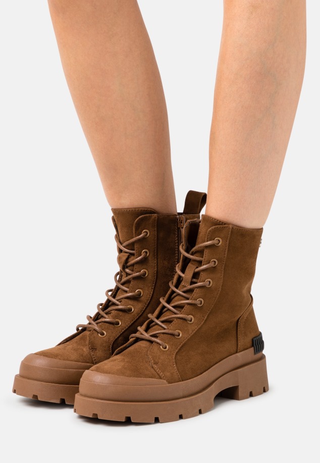 Fűzős Bokacsizma Chino Gabor