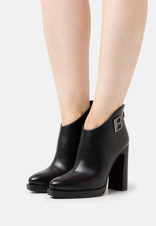 Fekete Gabor Bőr - Magassarkú