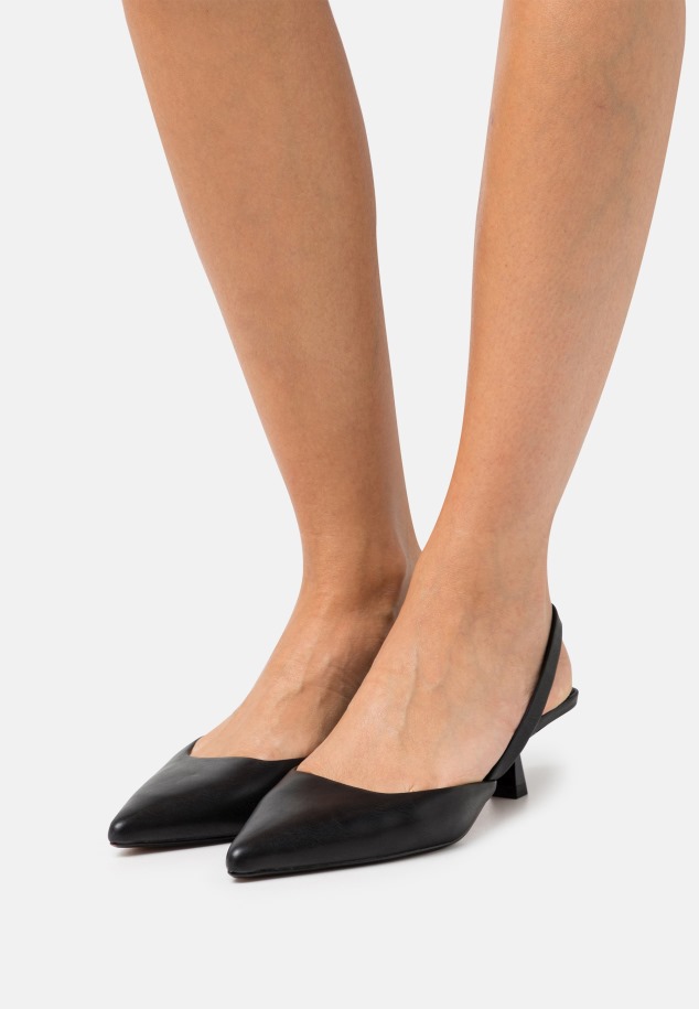 Gabor Pumps Fekete Klasszikus Sarkú Cipő