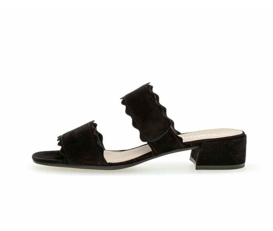 Gábor 61703.17 - Fekete Velúr