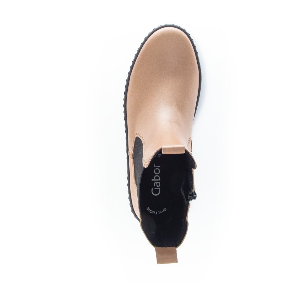 Gábor 93712-24 - Barna Sima Bőr