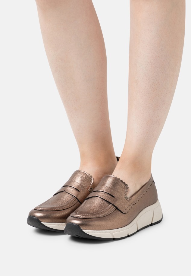 Gábor Bronz Edzőcipő