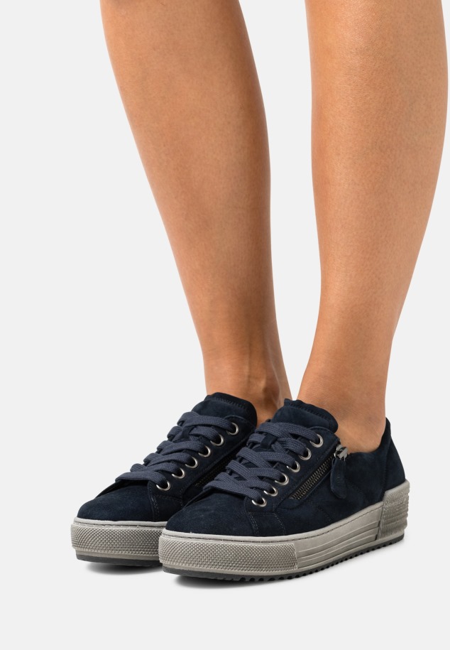 Gábor Bronz Edzőcipő