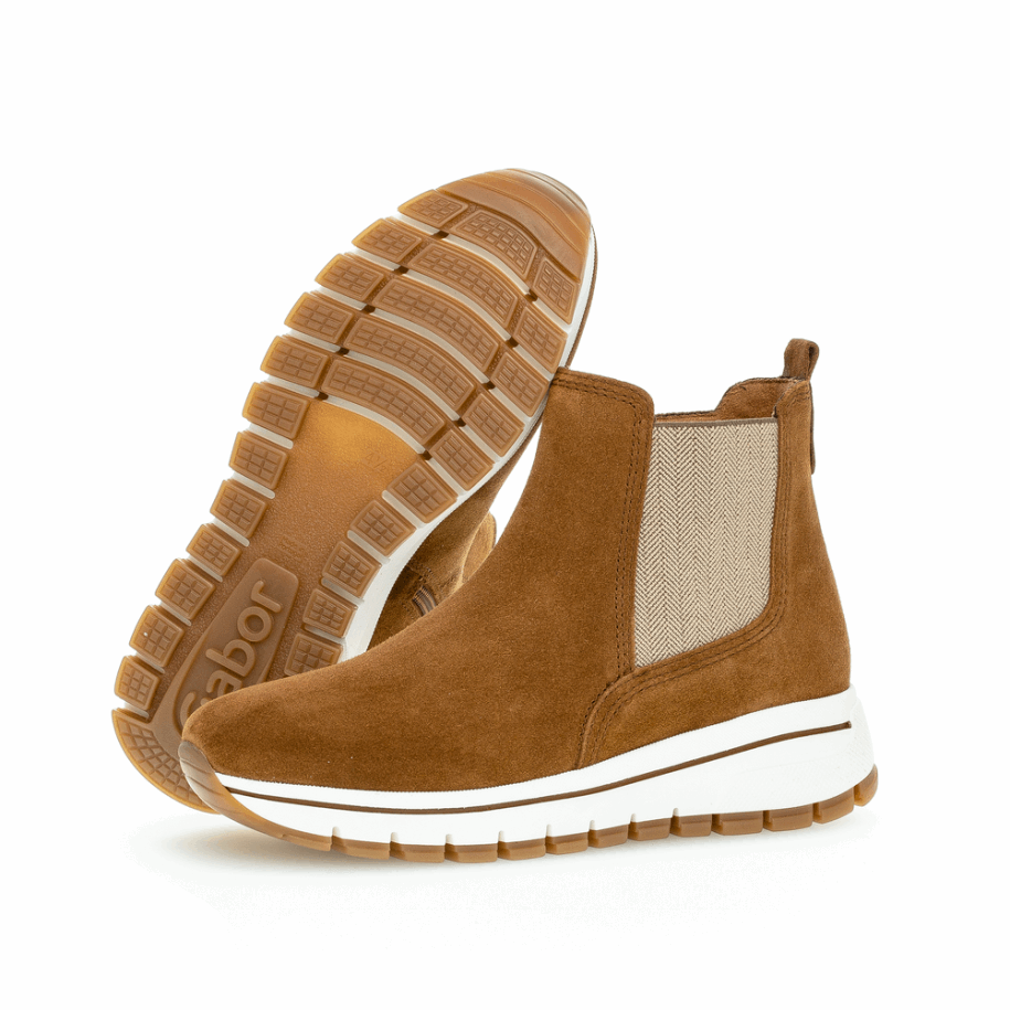 Konyak Gabor ék Csizma