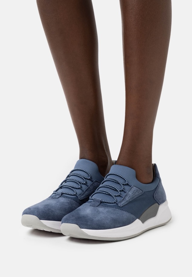 Gabor Tarka Tornacipő