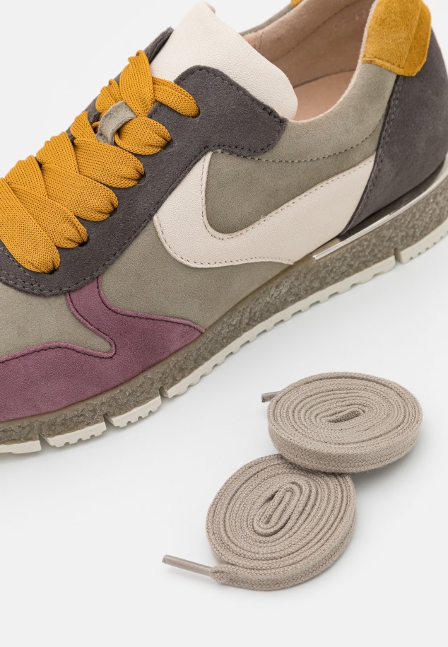 Gabor Tarka Tornacipő