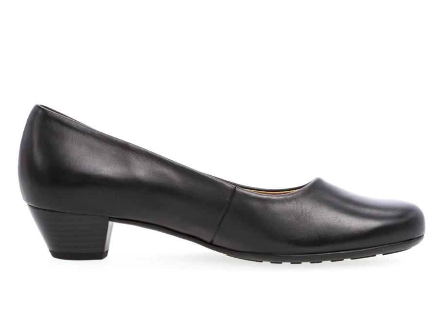 Gábor 06.230.57 - Fekete