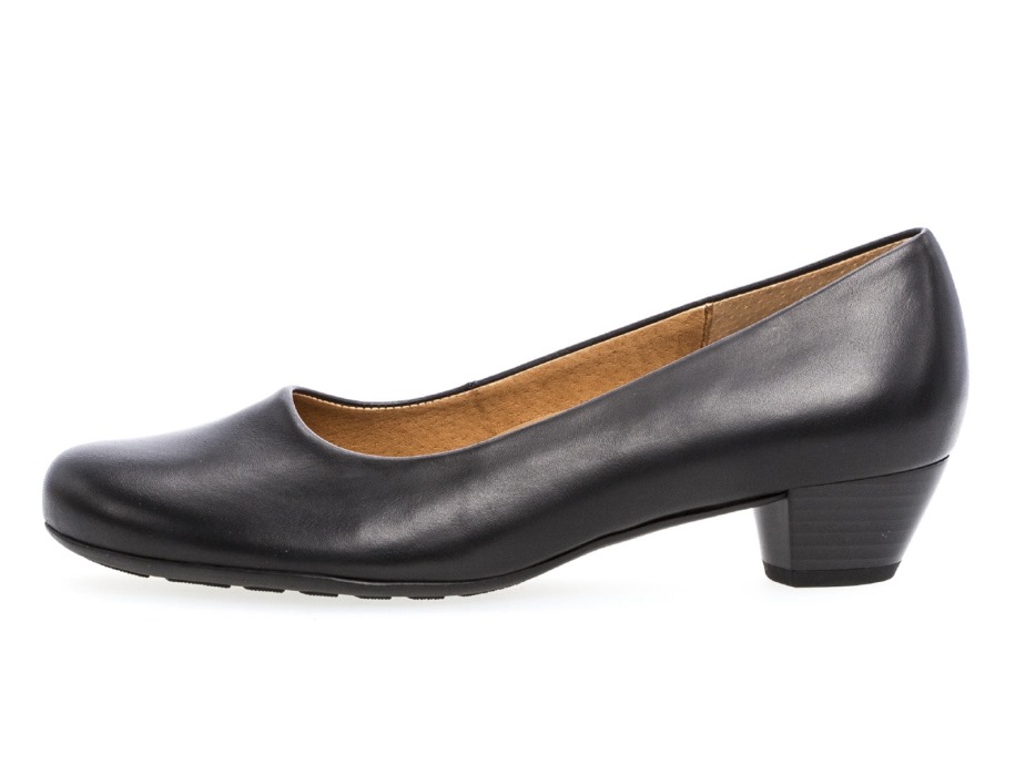 Gábor 06.230.57 - Fekete