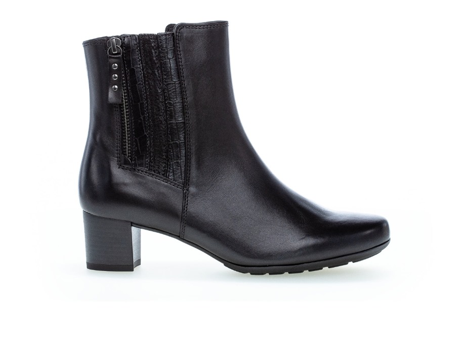 Gábor 72.821.67 - Fekete