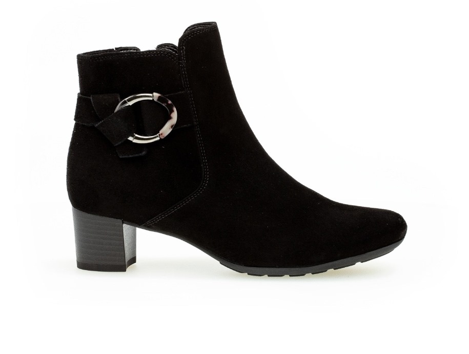 Gábor 92.824.47 - Fekete