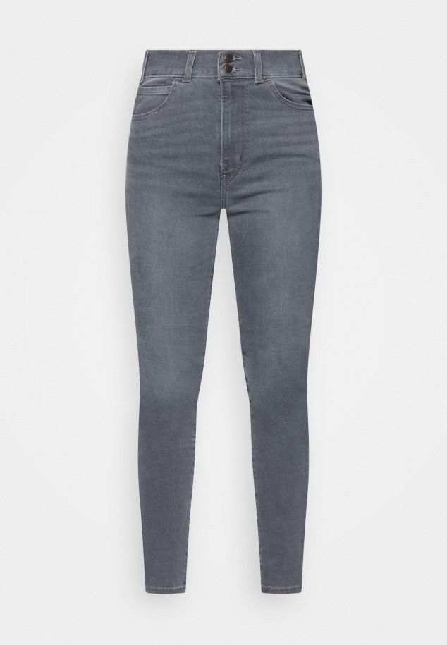 Bokacsizma Zsálya Por Gabor