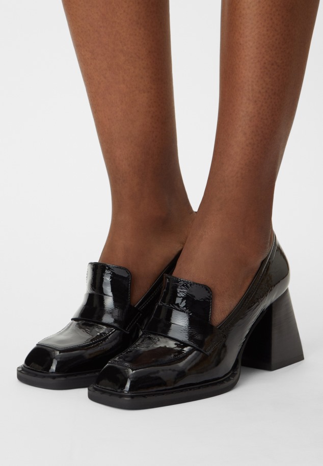 Gabor Fekete Széles Szabású Maeve - Klasszikus Sarkú Cipő