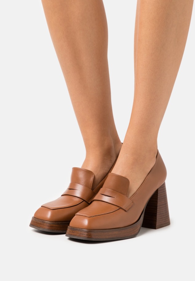 Gabor Fekete Széles Szabású Maeve - Klasszikus Sarkú Cipő