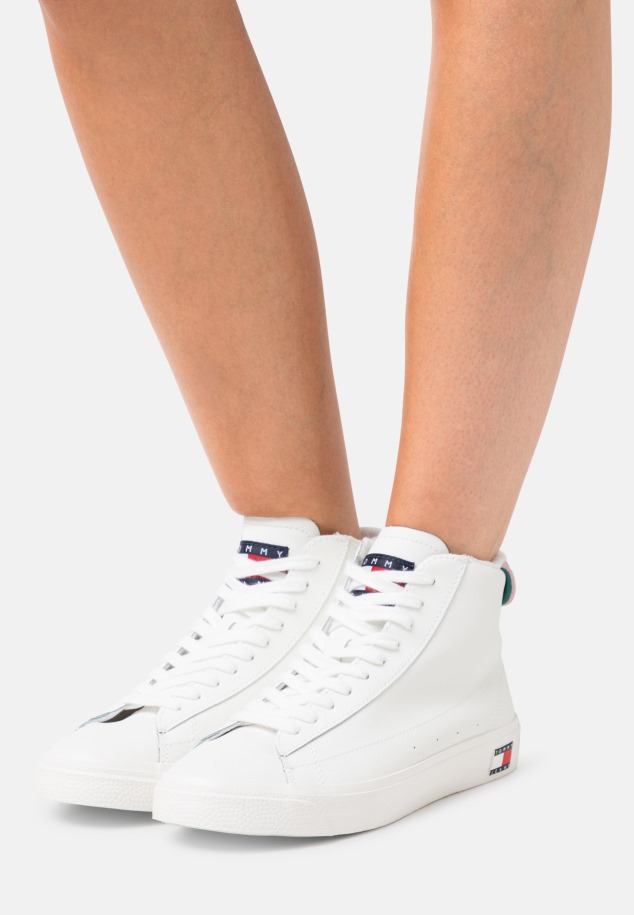 Magasszárú Edzőcipők Gabor Latte