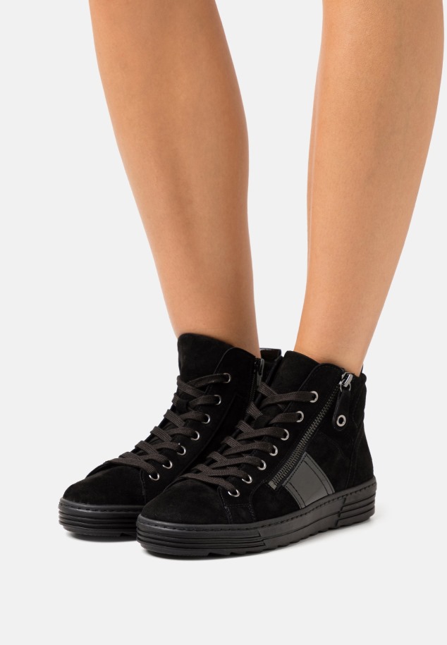 Fekete Magasszárú Edzőcipő Gabor