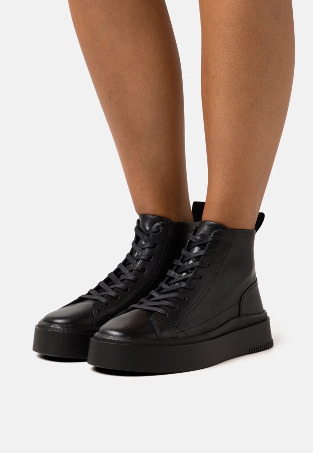 Fekete Magasszárú Edzőcipő Gabor