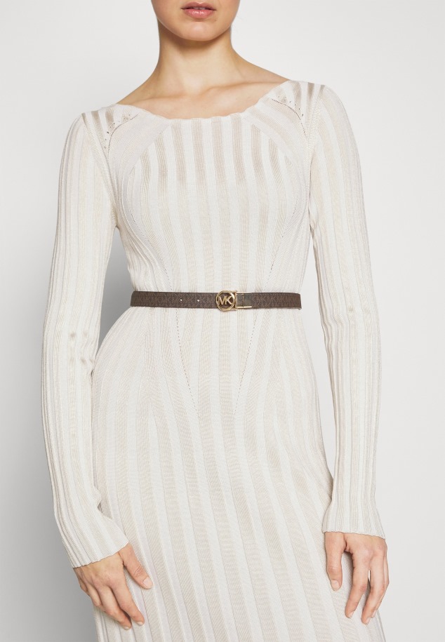 Klasszikus Mogyoró/arany Gabor Sarkú