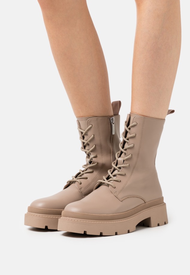 Női Platform Bokacsizma Fekete Gabor