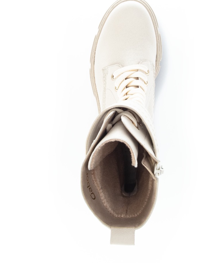 Fűzős Csizma Panna Gabor