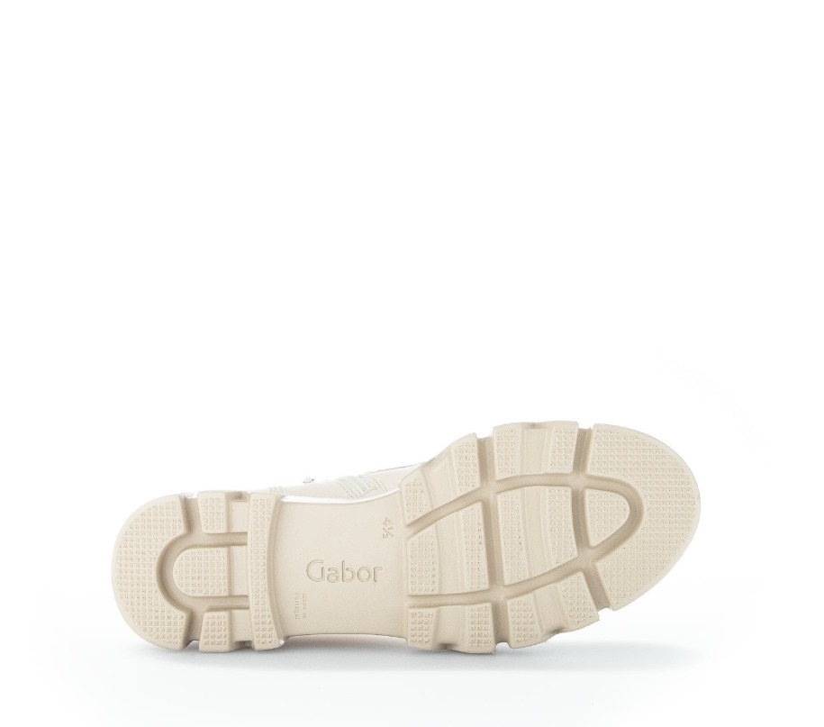 Fűzős Csizma Panna Gabor