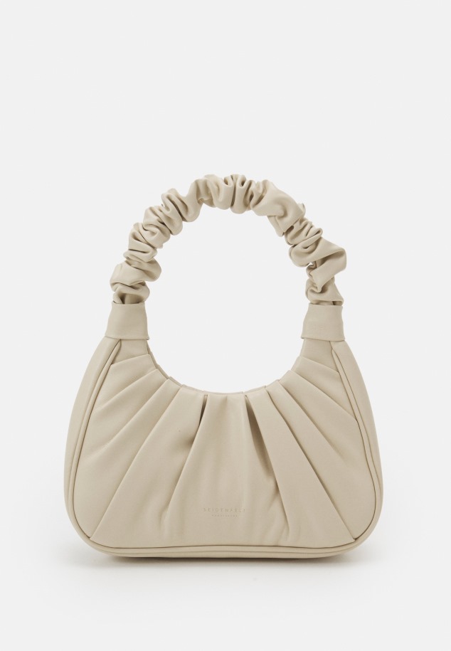 Trénerek Laterosso Gábor