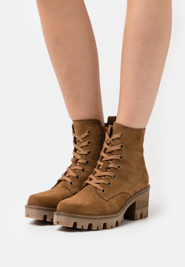 Mogyoró Fűzős Bokacsizma Gabor