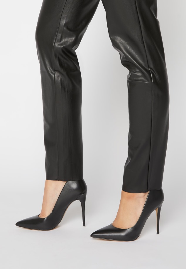 Magassarkú Piros Gabor