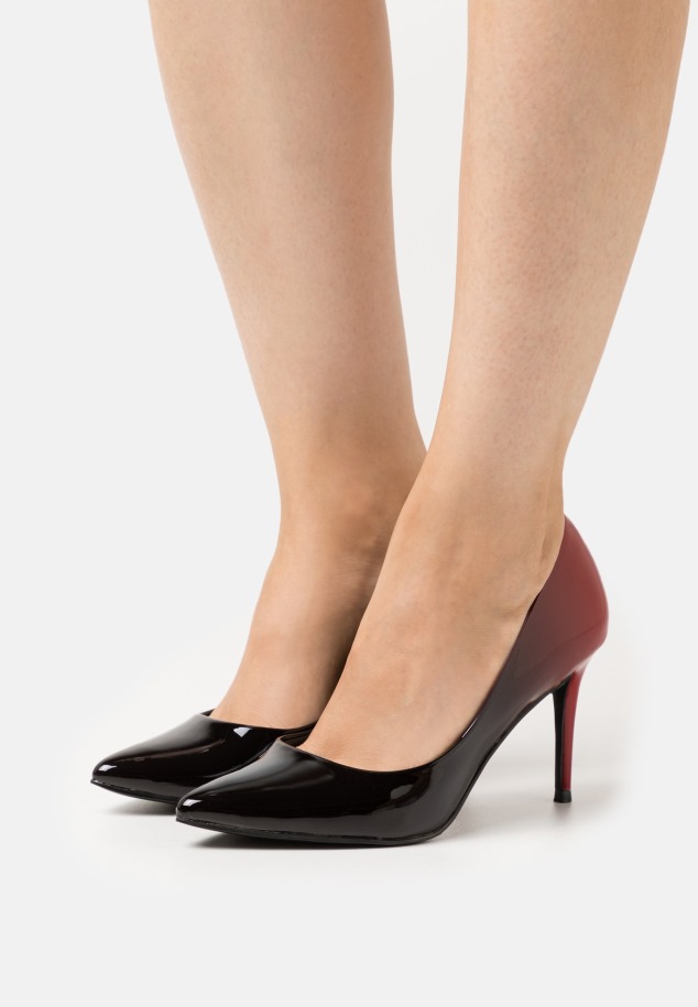 Stessy - Klasszikus Gabor Sarkú Fekete