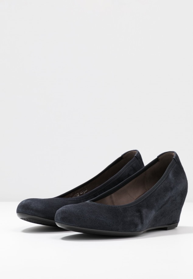 Gabor Pacific Wedges