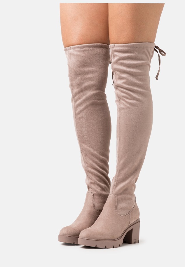 Gábor Csizma Fekete Nők