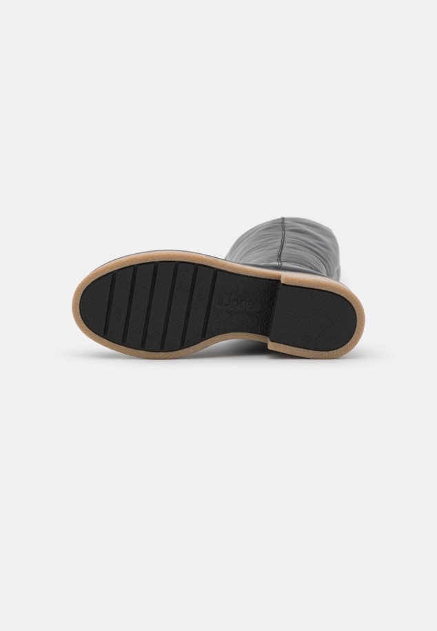 Gábor Csizma Fekete Nők