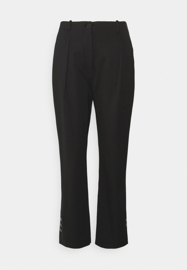 Gábor Csizma Fekete Nők