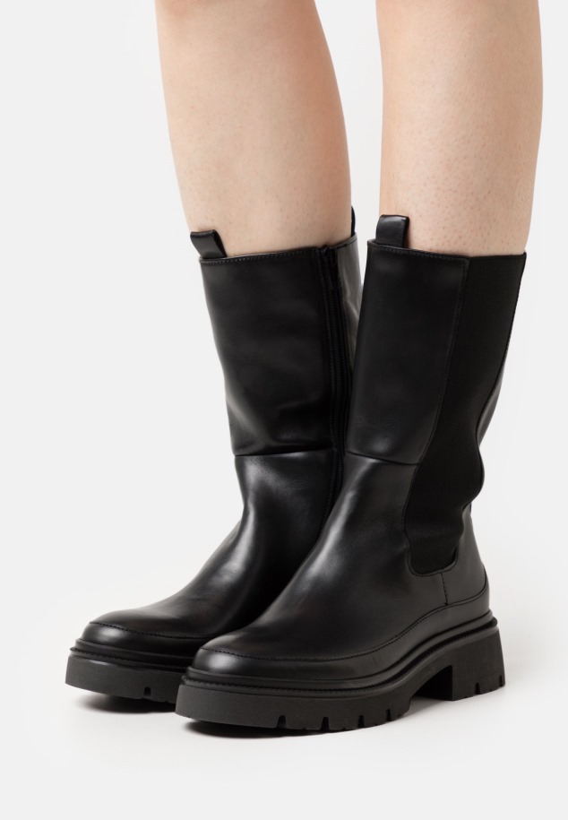 Karamell Fűzős Csizma Gabor