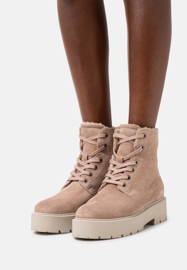 Gábor Sötétrózsa/panna Fűzős Bokacsizma