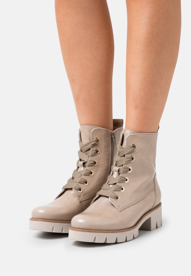 Gabor Platform Bokacsizma Fekete