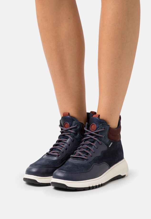 Magasszárú Edzőcipők Gabor Tanne