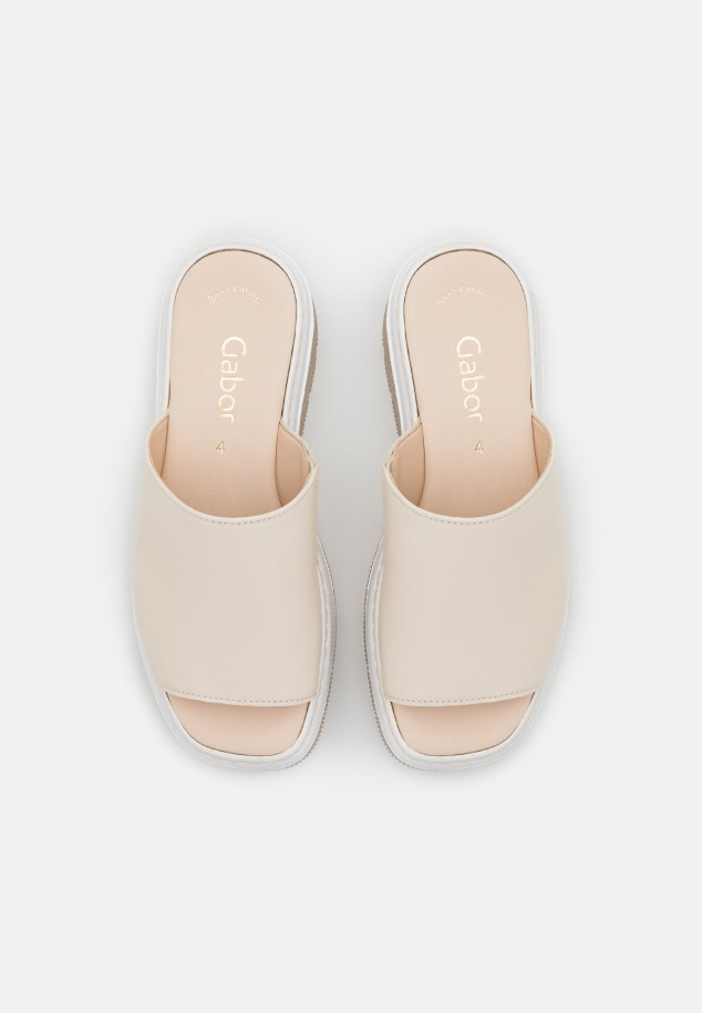 Panna Gabor Sarkú öszvérek