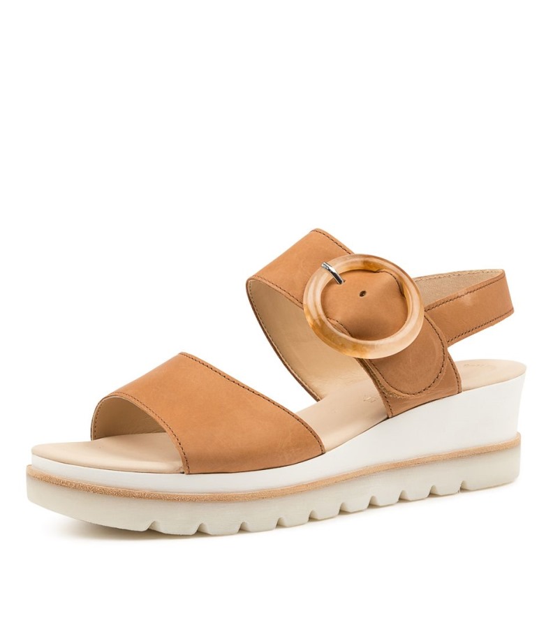 Gábor Betty Konyakbőr