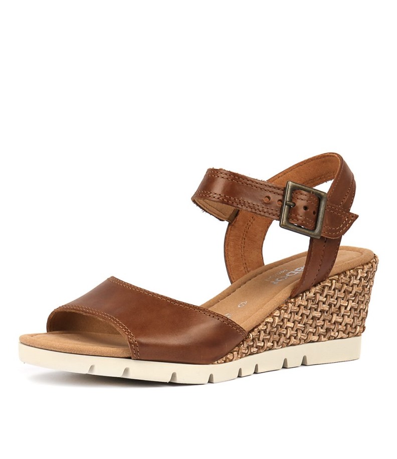 Gabor Fara Mogyoróbőr