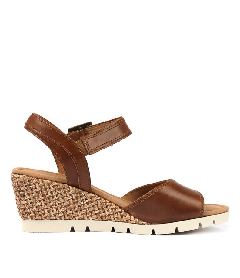 Gabor Fara Mogyoróbőr