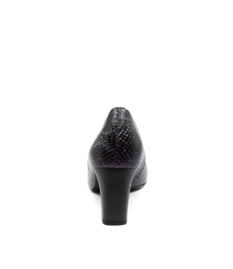 Skarlett Gábor óceánkígyó