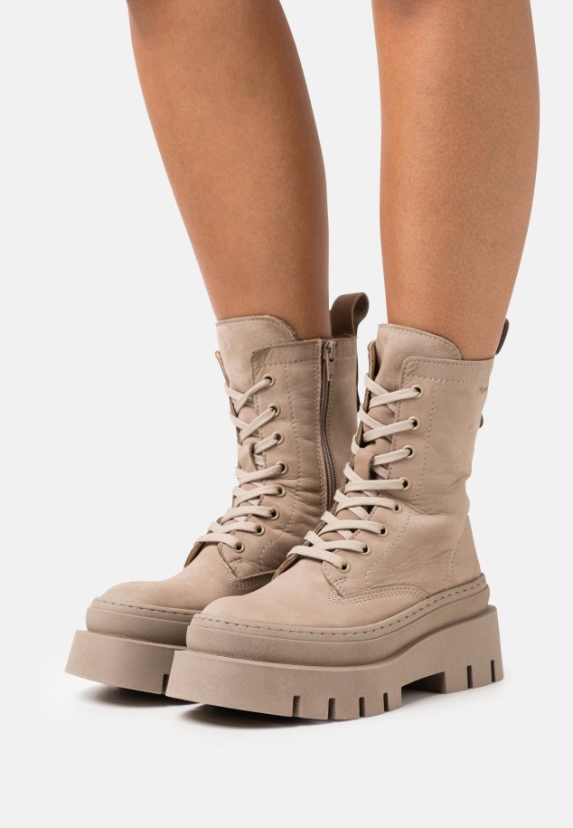 Kiesel Gabor Fűzős Bokacsizma