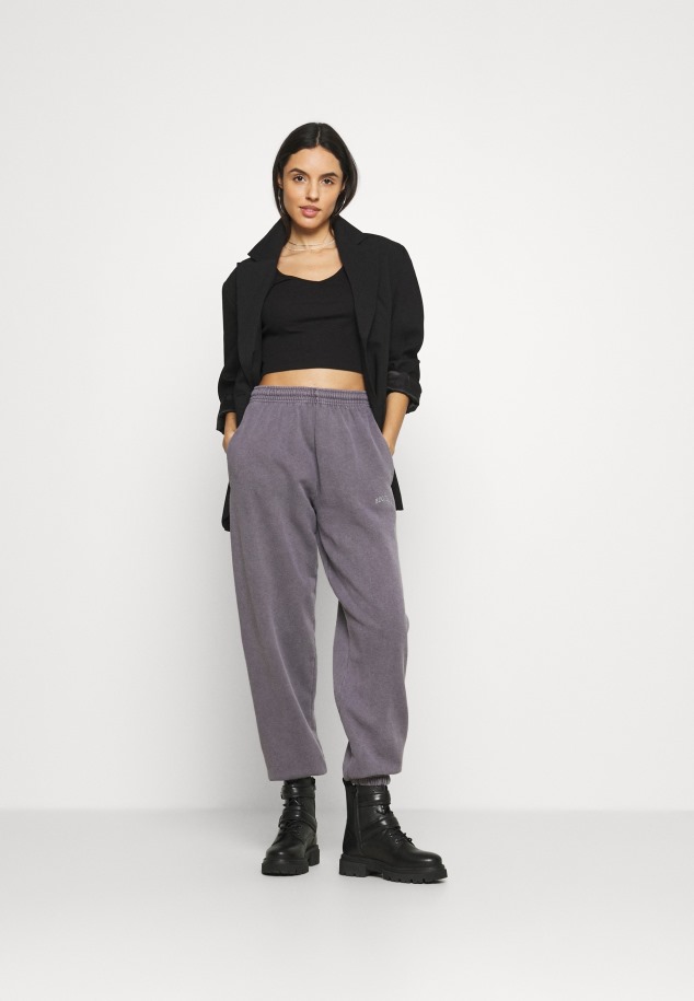 Fekete Gabor Magassarkú