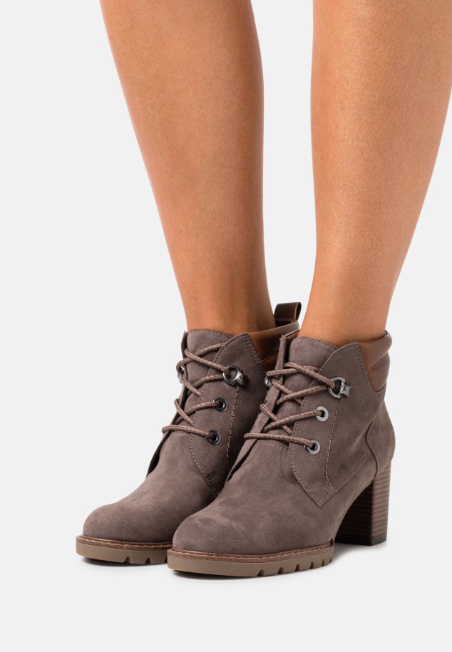 Magasszárú Edzőcipő Latte Gabor