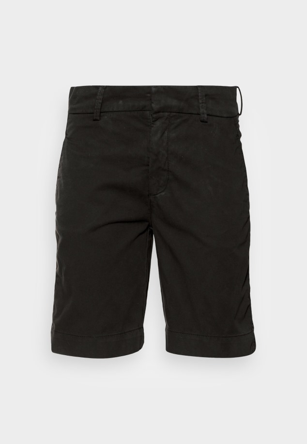 Edzőcipők Fekete Gábor