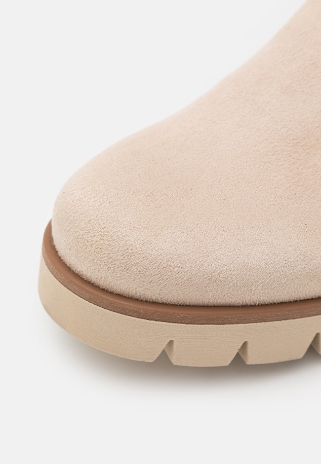 Gábor Csizma Sivatag