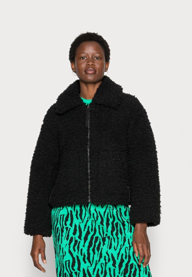 Fekete Gabor Fűzős Bokacsizma