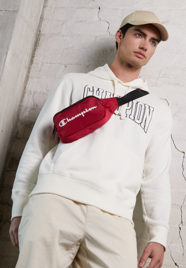 Klasszikus Sarkú Bézs Gabor